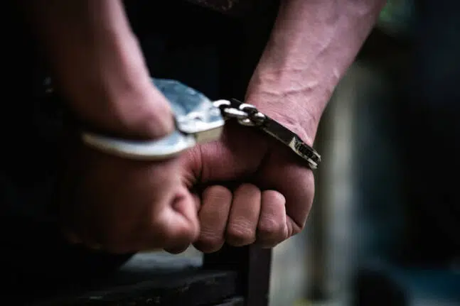 Ναύπακτος: Τέσσερις συλλήψεις για κλοπές - Προτιμούσαν κομμωτήρια και μοτοσικλέτες
