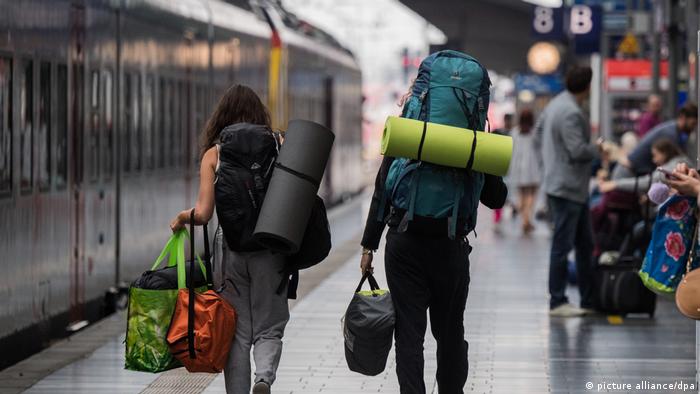 Οι νέοι ταξιδεύουν δωρεάν στην Ευρώπη - Δικαιούχοι και προθεσμίες