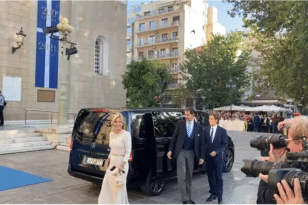 «Βασιλικός» γάμος στην μητρόπολη Αθηνών (φωτο + βίντεο)