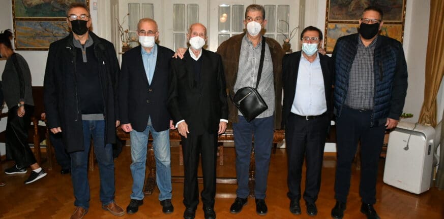 Ταξίδευσε από τις ΗΠΑ για να βρεθεί δίπλα στον Στάθη Βέργο! Στην εκδήλωση για τον σπουδαίο μπασκετάνθρωπο ΦΩΤΟΓΡΑΦΙΕΣ Ταξίδευσε από τις ΗΠΑ για να βρεθεί δίπλα στον Στάθη Βέργο! Στην εκδήλωση για τον σπουδαίο μπασκετάνθρωπο ΦΩΤΟΓΡΑΦΙΕΣ
