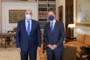 Τετ α τετ Δένδια Λιβανού στο Υπουργείο Εξωτερικών