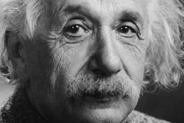 Χειρόγραφο του Αϊνστάιν πουλήθηκε 11,6 εκατ. ευρώ σε δημοπρασία