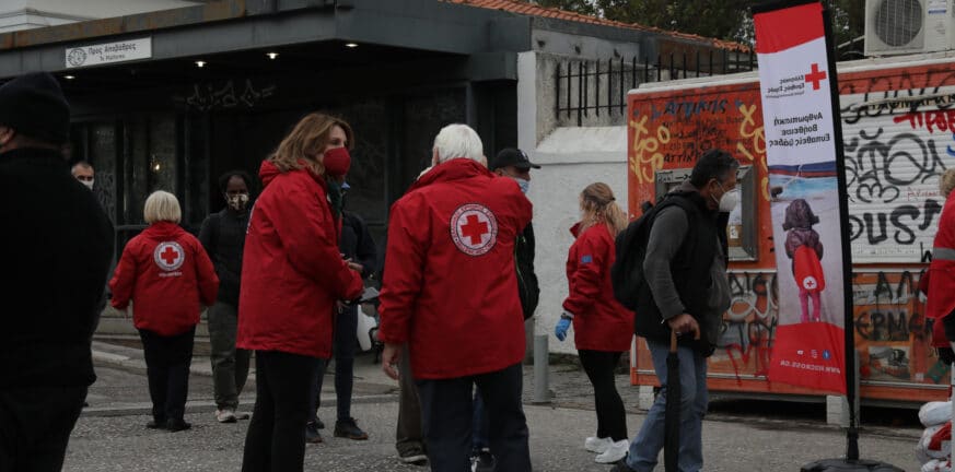 Ερυθρός Σταυρός: 150 άστεγοι έλαβαν ανθρωπιστική βοήθεια