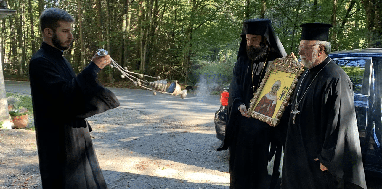 Αγία Κορώνα – Εικόνα για τον κορονoϊό φιλοτεχνημένη με βάση την ορθόδοξη παράδοση
