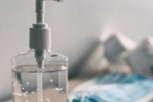 Κρήτη: Επικίνδυνη φάρσα σε σχολείο – Έβαλαν αντισηπτικό στο νερό και «έστειλαν» στο νοσοκομείο τους συμμαθητές τους