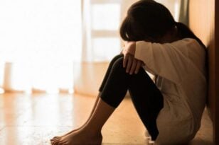 Νέα Σμύρνη: Πώς η αδελφή της 14χρονης οδήγησε στη σύλληψη των τεσσάρων ανδρών για το βιασμό και τη μαστροπεία της ανήλικης