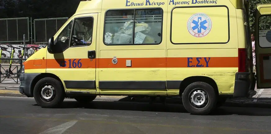 Απιδεώνας Αχαΐας: 40χρονος έπεσε μαζί με την κολώνα - Μεταφέρθηκε στο Νοσοκομείο