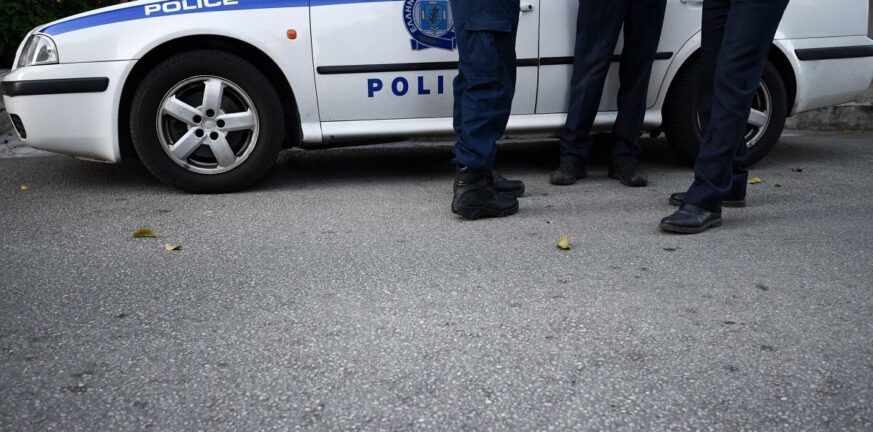 Κρήτη: «Γάζωσαν» αυτοκίνητο στο Ηράκλειο με σφαίρες