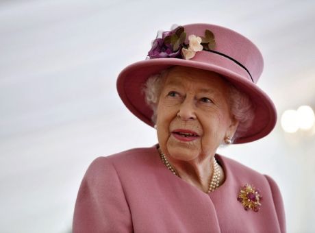Διάσημες φράσεις της βασίλισσας Ελισάβετ που πέθανε στα 96 της χρόνια