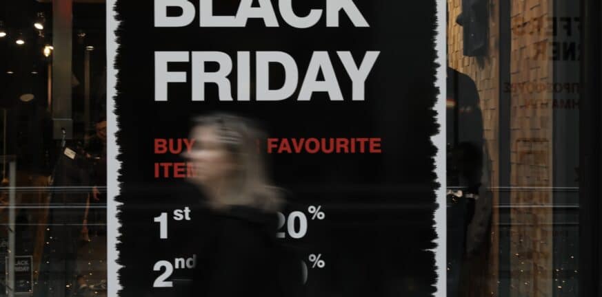 Black Friday: Πότε πέφτει φέτος - Τα 10 μυστικά για τα ψώνια σας