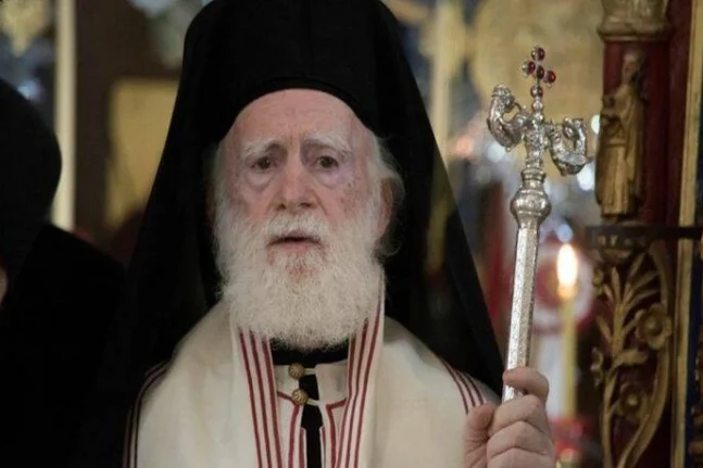 Ειρηναίος: Απαλλάχθηκε από τα καθήκοντά του ο Αρχιεπίσκοπος Κρήτης