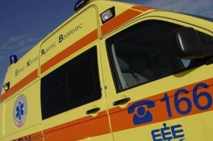 Λάρισα: Φορτηγάκι τράκαρε με εφτά αυτοκίνητα - Τραυματίστηκε κοριτσάκι