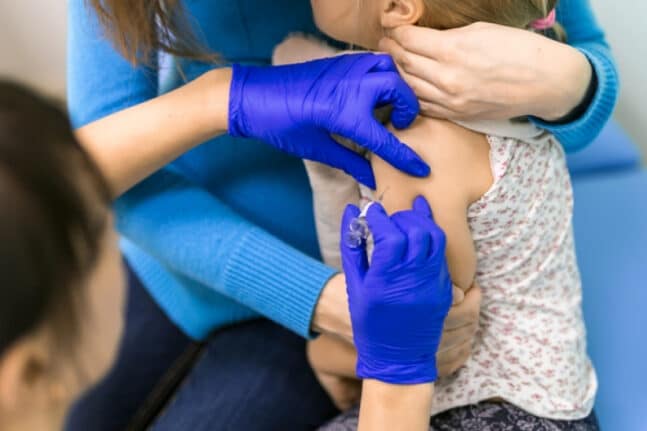 Εμβόλιο Pfizer: Μια εβδομάδα νωρίτερα η κυκλοφορία του στην Ε.Ε για παιδιά 5 – 11 ετών