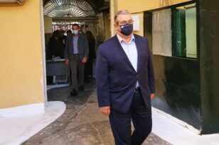 Δημήτρης Κουτσούμπας: Επισκέφθηκε τα κελιά των πολιτικών κρατούμενων επί Χούντας στην Κέρκυρα