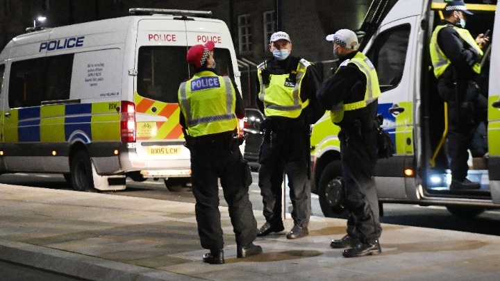 Βρετανία: Έκρηξη αυτοκινήτου στο Λίβερπουλ – Ένας νεκρός και ένας τραυματίας