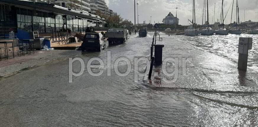 Πάτρα: Πλημμύρισε η Μαρίνα - Η θάλασσα βγήκε στον δρόμο - ΦΩΤΟ