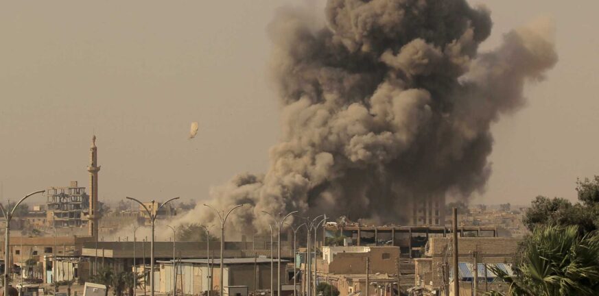 Συρία: Τρεις νεκροί από βομβαρδισμούς στην Μίνμπετζ