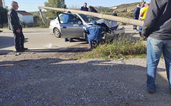 Αγρίνιο,τραυματίας,αυτοκίνητο