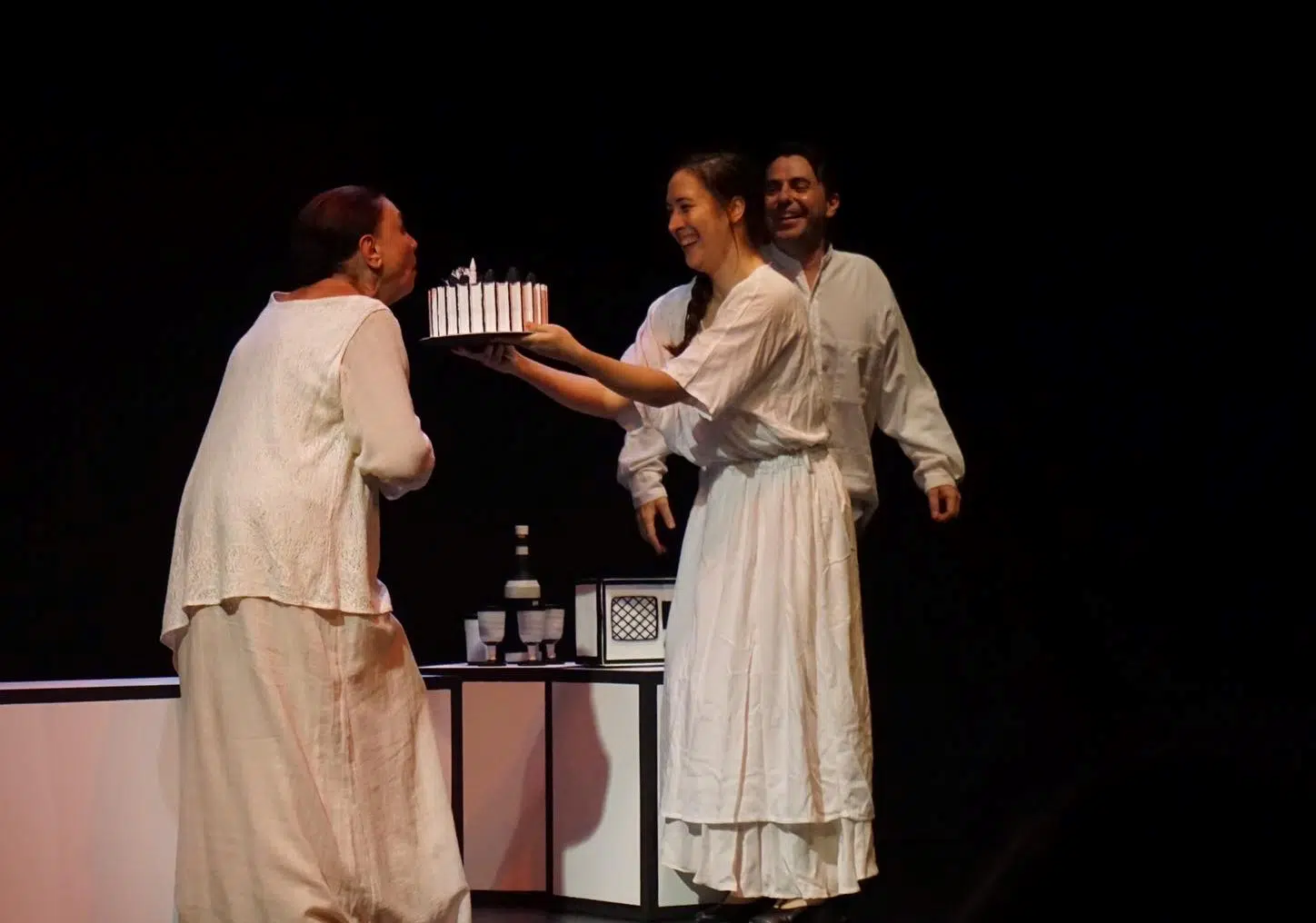 Η Πατρινή Κατερίνα Μαντέλη σκηνοθετεί το "Εγώ, η Λένγκω" - Πρεμιέρα στο θέατρο Βικτώρια