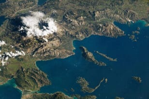 Η Δυτική Ελλάδα από ψηλά με μία φωτογραφία της NASA