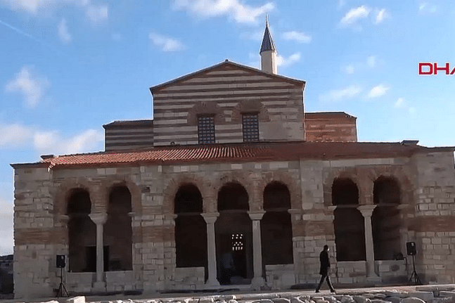 Οι Τούρκοι προκαλούν παραμονή Χριστουγέννων: Έκαναν τζαμί εκκλησία στην Ανδριανούπολη