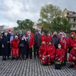 Ο Ελληνικός Ερυθρός Σταυρός παρέδωσε 2.000 δενδρύλλια ελιάς στους πυρόπληκτους της Ηλείας