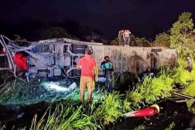 Πολύνεκρο τροχαίο με λεωφορείο στον Ισημερινό - 18 νεκροί και 25 τραυματίες