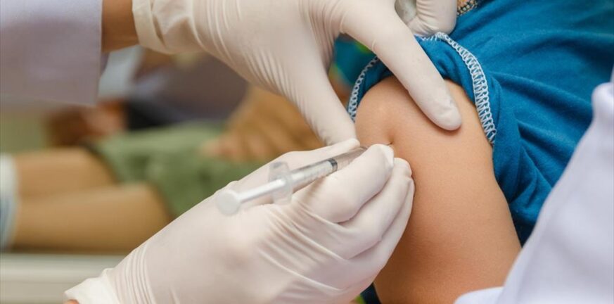 Εμβολιασμός παιδιών 5-11 ετών: Ποιες είναι οι παρενέργειες