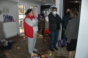 Στις πληγείσες περιοχές ο Κώστας Πελετίδης - Συνεχίζονται οι εργασίες καθαρισμού