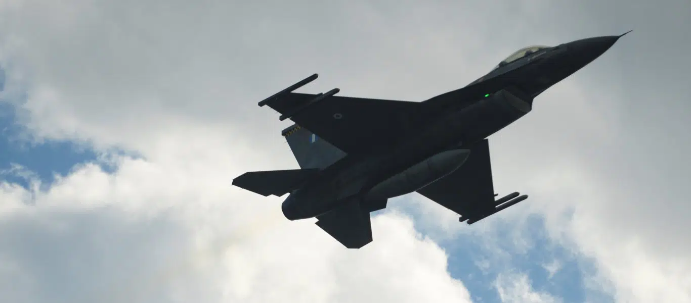 Πτήσεις μαχητικών πάνω από την Αττική: Δοκιμαστικοί σχηματισμοί ενόψει του εορτασμού της Πολεμικής Αεροπορίας Πτήσεις μαχητικών πάνω από την Αττική: Δοκιμαστικοί σχηματισμοί ενόψει του εορτασμού της Πολεμικής Αεροπορίας