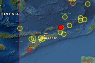 Ινδονησία: Σεισμός 7,4 Ρίχτερ