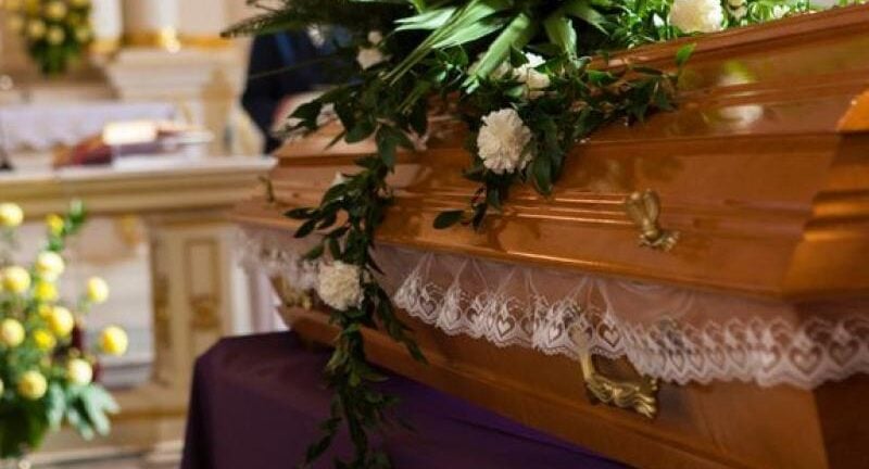 Πάτρα: Περιμένει 20 μήνες να πάρει από τον ΕΦΚΑ τα έξοδα ταφής του άνδρα της - Οι ενέργειες της συζύγου - ΒΙΝΤΕΟ