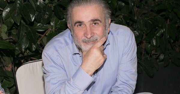 Θετικός στον κορονοϊό ο Λάκης Λαζόπουλος: «Μέχρι τις 3 Ιανουαρίου θα έχουμε κολλήσει όλοι»