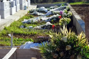 Λαμία: Γέμισε το νεκροταφείο με θύματα του κορονοϊού - ΦΩΤΟ