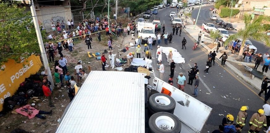 Ανατροπή φορτηγού στο Μεξικό με 53 νεκρούς: Πήγαιναν στις ΗΠΑ για μια καλύτερη ζωή