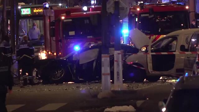 Παρίσι: Βίντεο με το σοκαριστικό τροχαίο δυστύχημα λόγω βλάβης σε όχημα Tesla