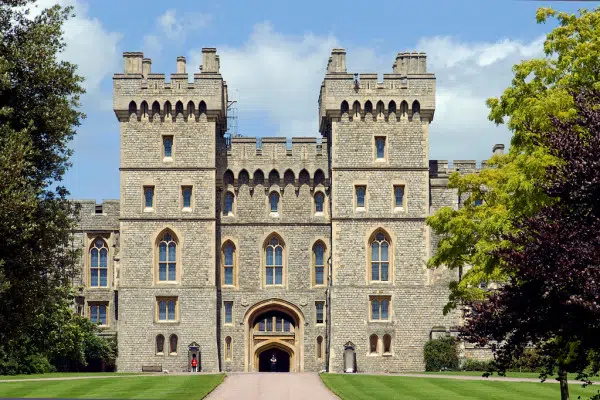 Λονδίνο: Άνδρας με όπλο εισέβαλε στο Κάστρο του Ουίνδσορ