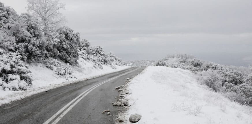 Καιρός: Νέα επιδείνωση με χιονοπτώσεις σε Στερεά Ελλάδα, Εύβοια και Πελοπόννησο