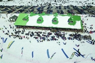 Καλάβρυτα: Περί τις 5.000 κόσμου στο Χιονοδρομικό!