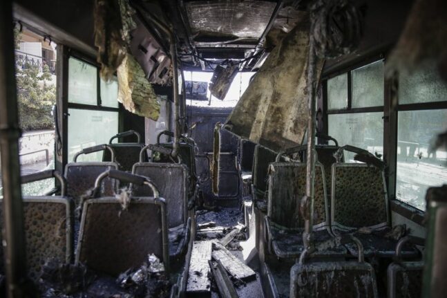 Σπάτα: Σχολικό λεωφορείο λαμπάδιασε εν κινήσει -ΒΙΝΤΕΟ