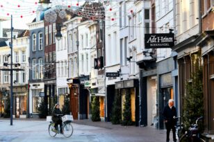 Ολλανδία: Χαλαρώνει τα μέτρα η κυβέρνηση - Θα παραμείνουν κλειστά τα εστιατόρια