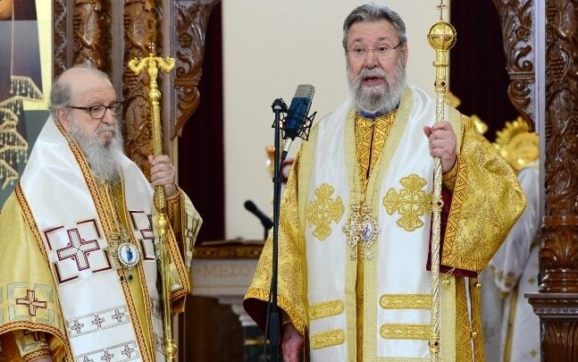 Εκτός Εκκλησίας θέτει ανεμβολίαστους ιερείς ο Αρχιεπίσκοπος Κύπρου Χρυσόστομος