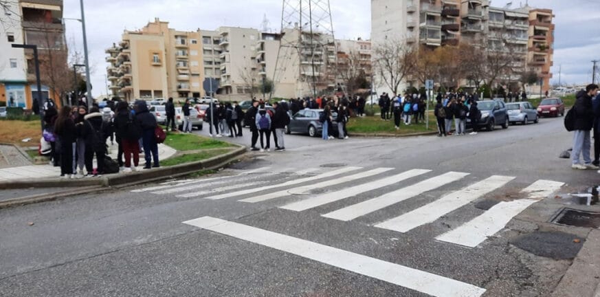 Θεσσαλονίκη: Αποχή μαθητών στο 1ο ΓΕΛ Ευόσμου – Διαμαρτύρονται για ελλιπή μέτρα στα σχολεία