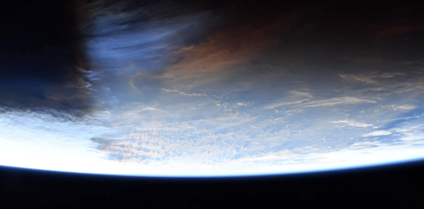 Η ηφαιστειακή τέφρα της Τόνγκα όπως φαίνεται από το διάστημα