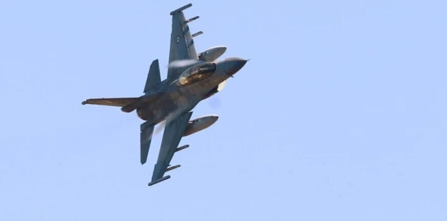 Κίνα: Πολεμικά αεροσκάφη πέταξαν πάνω από τη μέση γραμμή στα Στενά της Ταϊβάν