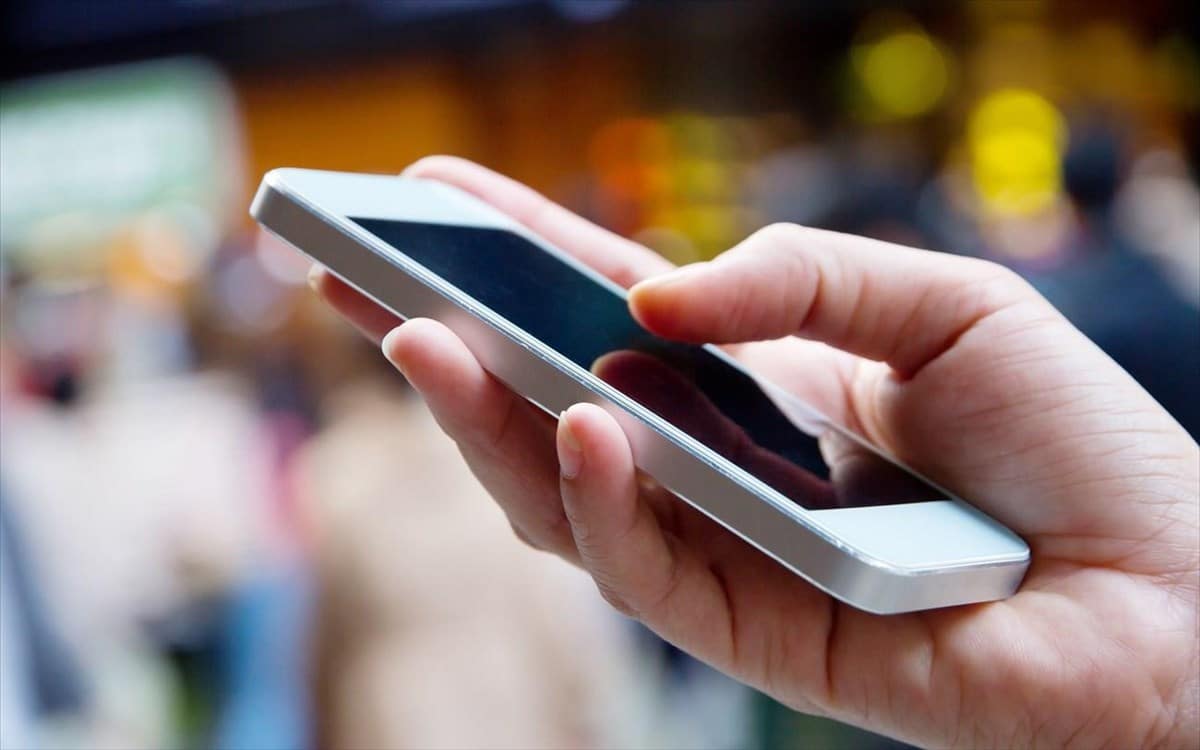 Απαλλαγή τελών τηλεφωνίας: Πάνω από 250.000 αιτήσεις στο mobilefees – Ποια η διαδικασία εγγραφής