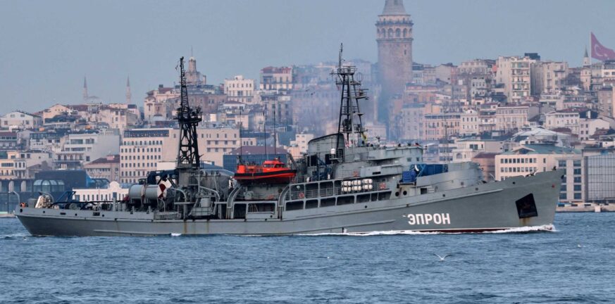 Η Τουρκία κλείνει τα Στενά του Βοσπόρου για τα πολεμικά πλοία