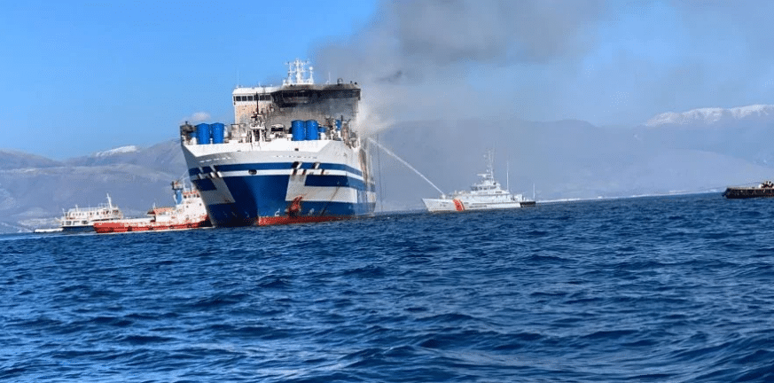 Euroferry Olympia: Αγωνία για τους 10 αγνοούμενους – Τι λέει η πλοιοκτήτρια εταιρεία ΝΕΟΤΕΡΑ