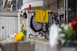 Δολοφονία 19χρονου στη Θεσσαλονίκη: Βρέθηκαν κηλίδες αίματος σε δεύτερο μαχαίρι στον τόπο του εγκλήματος