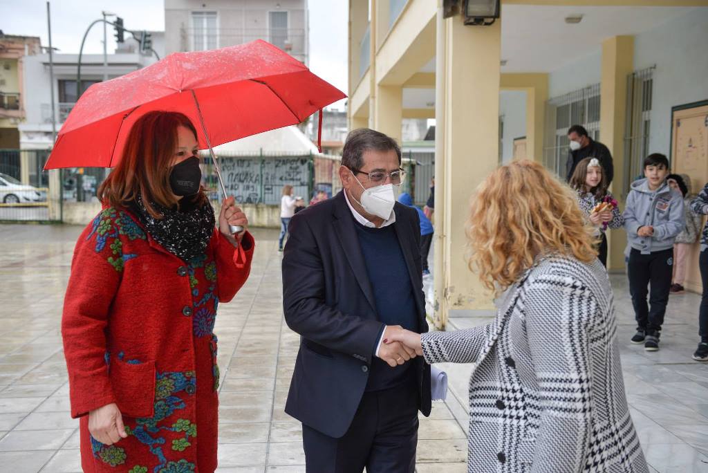 Πάτρα: Πελετίδης και Πετρόπουλος στο 24ο Δημοτικό Σχολείο στην Ανθεία - ΦΩΤΟ
